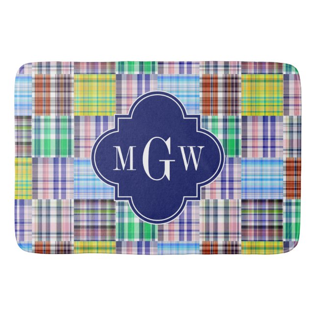 Preppy Patchwork Madras Navy Quatrefoil Monogram Badematte (Vorderseite)
