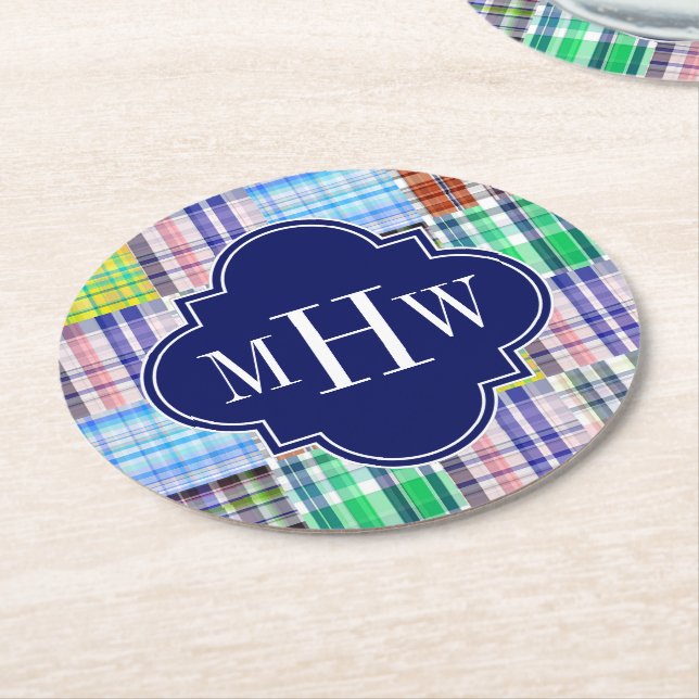 Preppy Patchwork Madras Navy Quatrefoil Monogram Runder Pappuntersetzer (Angewinkelt)