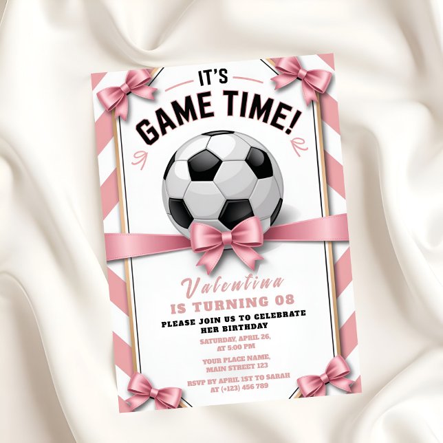 Preppy Pink Bow Girl Soccer Game Time Birthday Einladung (Von Creator hochgeladen)
