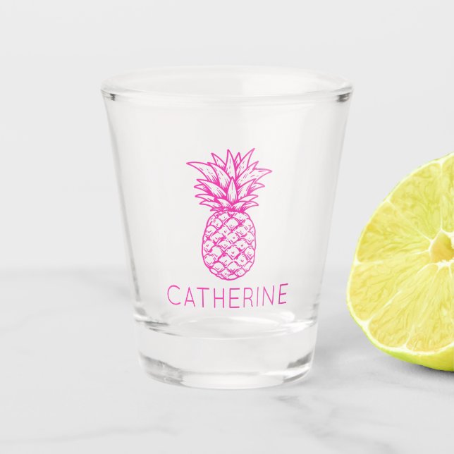 Preppy Tropical Pink Pineapa Personalisiert Schnapsglas (Vorderseite)