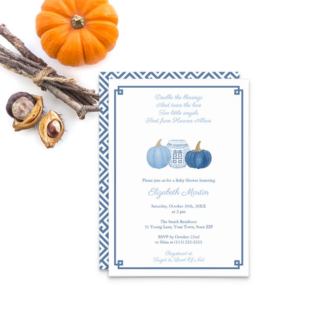 Preppy Twin Boys Pumpkins Autumn Baby ShowParty Einladung (Twin Boys Poem Baby Shower Invite With Light & Dark Blue Pumpkins And Ginger Jar. Greek Key Reverse)