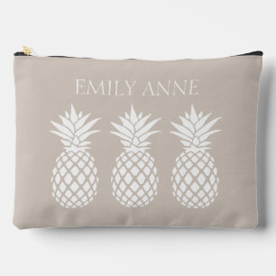 Preppy White Pineapels auf Beige Zubehörtasche