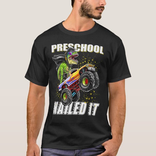 Preschool Nails It Dinosaur Monster Truck Graduat T-Shirt (Vorderseite)