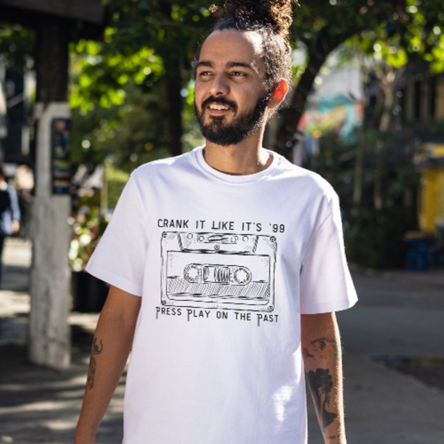 Press Play on the Past – 90s Stereo Soul Retro Cas T-Shirt (Von Creator hochgeladen)