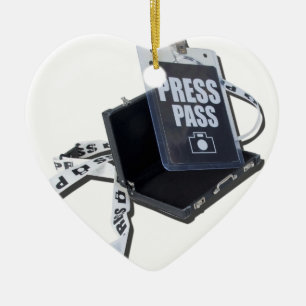 PressPassBriefcase.png Keramik Ornament
