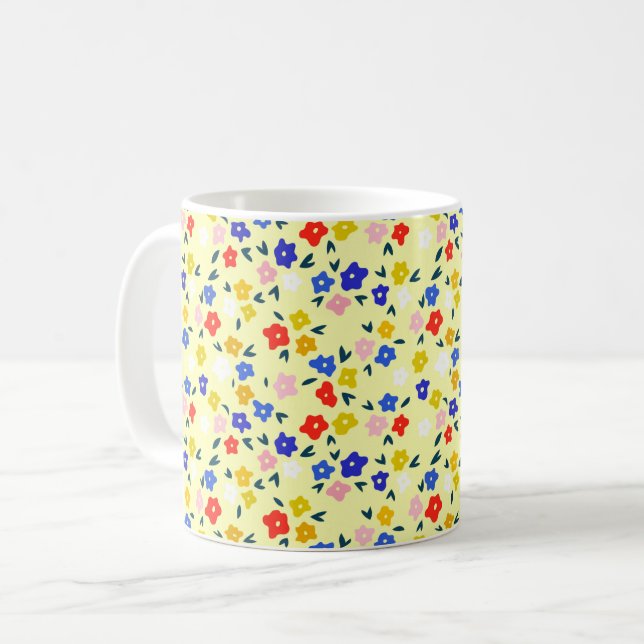 Pretty Dainty Cute Floral on Pastel Yellow Kaffeetasse (Vorderseite Links)