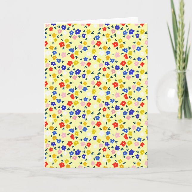 Pretty Dainty Cute Floral on Pastel Yellow Karte (Vorderseite)