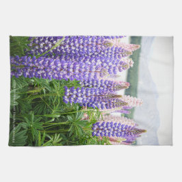 Pretty Lupins @ Lake Tekapo New Zealand Geschirrtuch