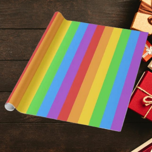 Pride Spectrum: Regenbogenflagge Geschenkpapier (Von Creator hochgeladen)