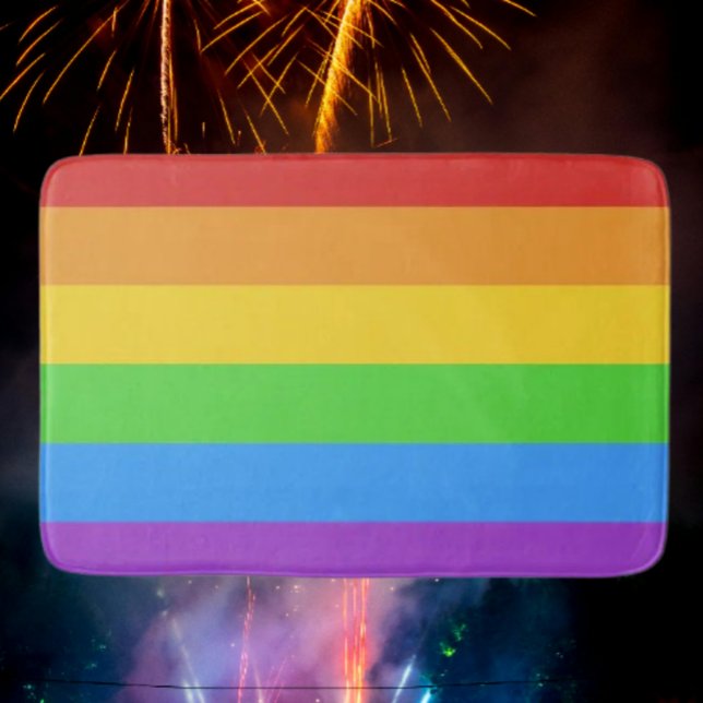Pride Step: Regenbogenflagge Badematte (Von Creator hochgeladen)