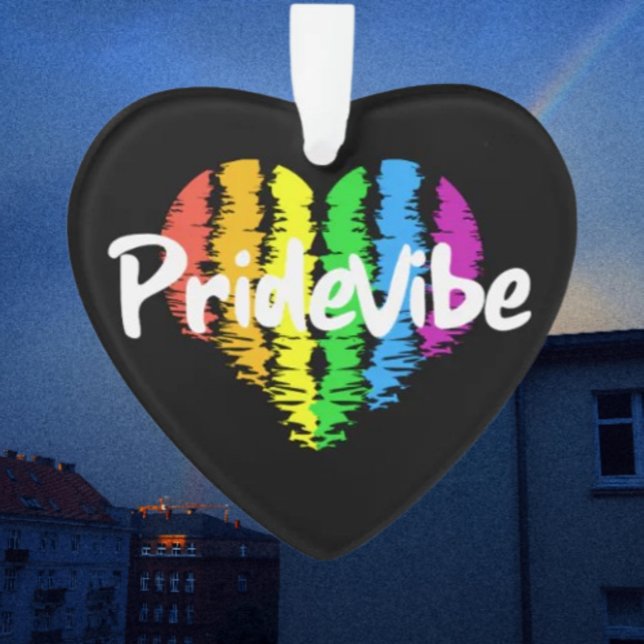 PrideVibe Regenbogenherz: Liebe in jedem Winkel Ornament (Von Creator hochgeladen)