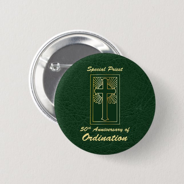 Priester 50 Jubiläum der Ordination Leder Look Button (Vorne & Hinten)