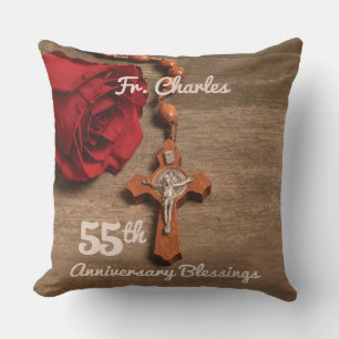 Priester 55. Ordination Jubiläum Rose und Rosary Kissen