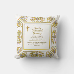 Priester Pastor, neu ordiniert Minister Deacon Nun Kissen