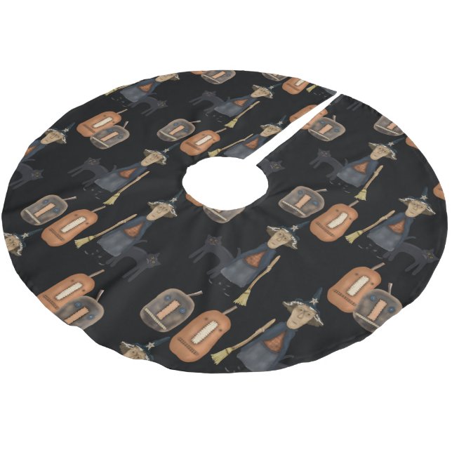 Prim Hexe mit Broom Halloween Polyester Weihnachtsbaumdecke (Schrägansicht)