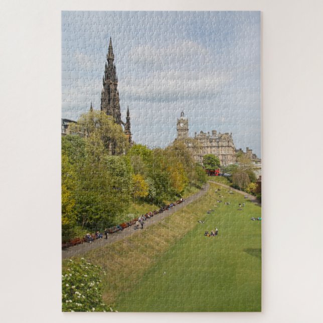 Princes Street Gardens, Edinburgh, Schottland Puzzle (Vertikal)