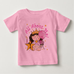 Princess All About Me 1. Geburtstagsgeschirr Baby T-shirt