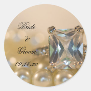 Princess Diamond Ring und White Pearls Wedding Runder Aufkleber
