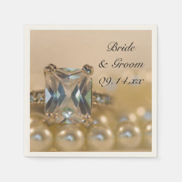 Princess Diamond Ring und White Pearls Wedding Serviette