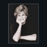 Princess Diana Postkarte<br><div class="desc">Schwarz-Weiß-Porträt der verstorbenen Prinzessin von Wales</div>