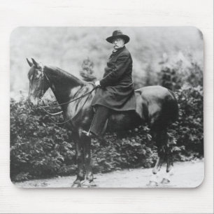 Prinz Bismarck in Friedrichsruh, 1890 Mousepad