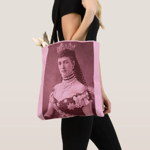 Prinzessin Alexandra von Dänemark in Rosa