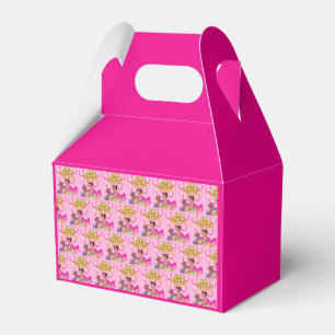 Prinzessin in Rosa Geschenkschachtel