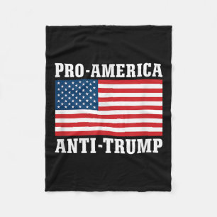 Pro-Amerika Anti-Trump Fleecedecke