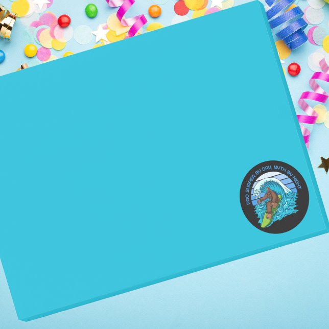 Pro by Day, Myth by Night Surfen Bigfoot Post-it Klebezettel (Von Creator hochgeladen)