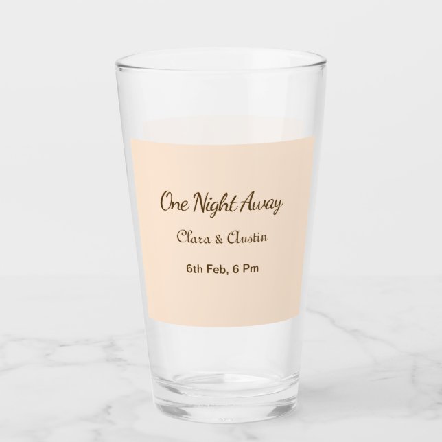 Probedinner Eine Nacht entfernt braun orange Paste Glas (Vorderseite)
