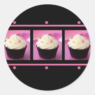 Produkte für den rosa und schwarzen Cupcake-Markt Runder Aufkleber