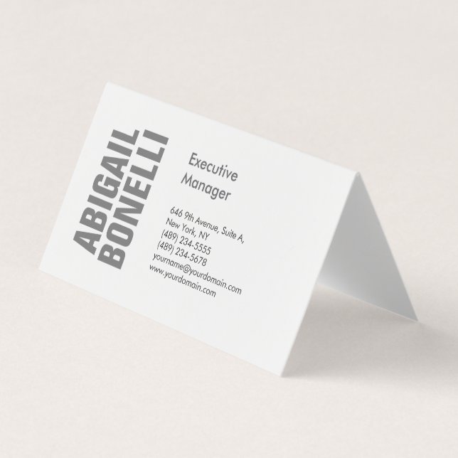 Professioneller minimalistischer, moderner, grauer visitenkarten (Vorderseite)