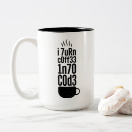 Programmierer Humor – Kaffee wird zu Code Zweifarbige Tasse