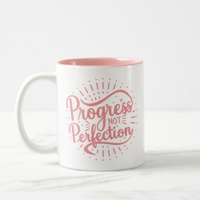Progress Not Perfection Pink Zwei-Tone-Kaffee-Tass Zweifarbige Tasse (Links)