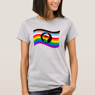 Progress Pride People of Color T-Shirt wird zu