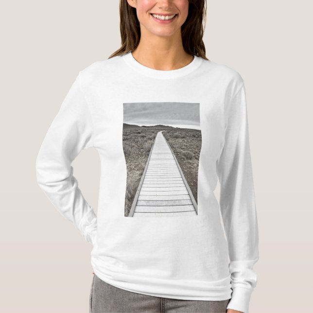 Promenade durch die Wüste T-Shirt (Vorderseite)