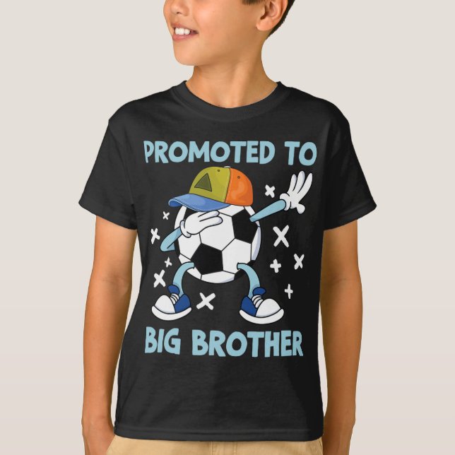 Promoted To Big Brother Soccer Design  T-Shirt (Vorderseite)