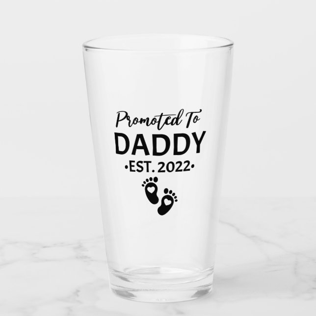 Promoted to daddy est 2022 new dad father's day glas (Vorderseite)