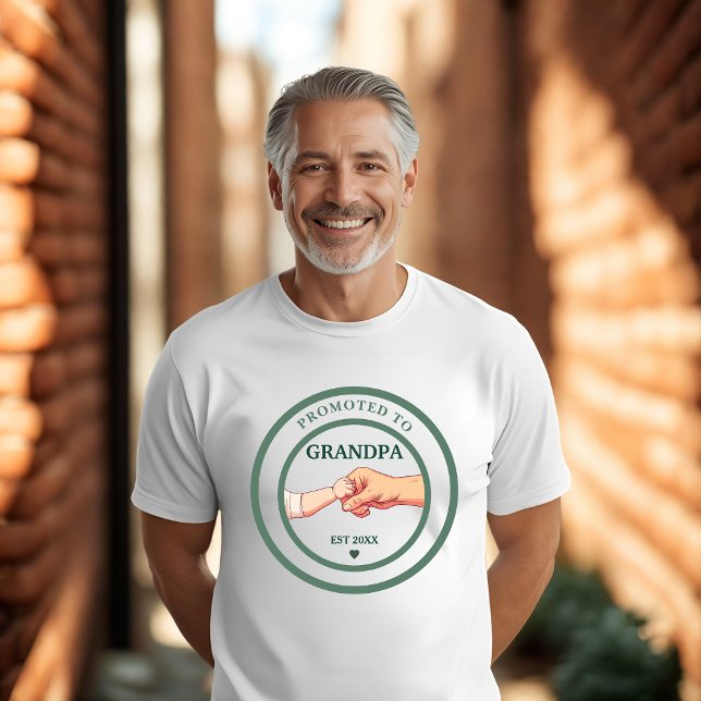 Promoted to Grandpa Est. 20XX T-Shirt (Von Creator hochgeladen)