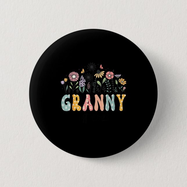 Promoted To Granny Est. 2026 Daisy Floral Wildflow Button (Vorderseite)