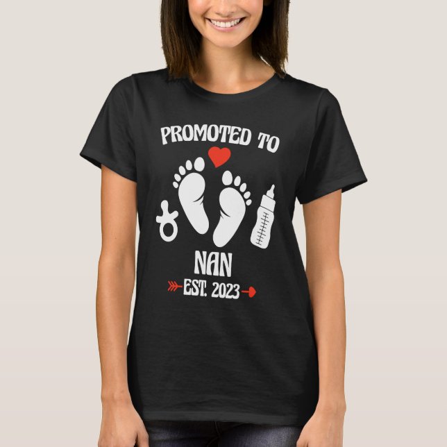 Promoted To Nan 2023 First Time New Grandma Pregna T-Shirt (Vorderseite)