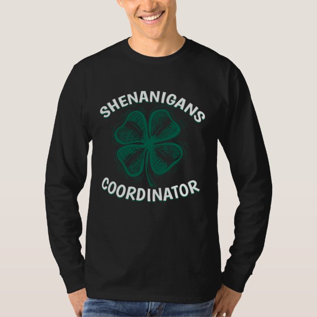 Prone To Shenanigan And Malarkey Funny St Patricks T-Shirt (Vorderseite)