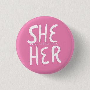 Pronouns Pink mit angebrachtem Minimalknopf Button
