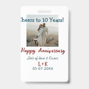 Prost auf 10 Jahre glückliches Jubiläum Foto hinzu Ausweis