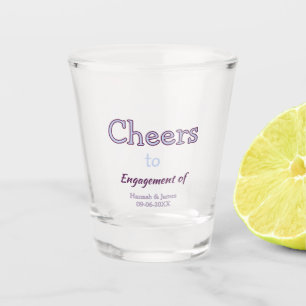 Prost auf die Verlobung von name lila Pastell Maro Schnapsglas