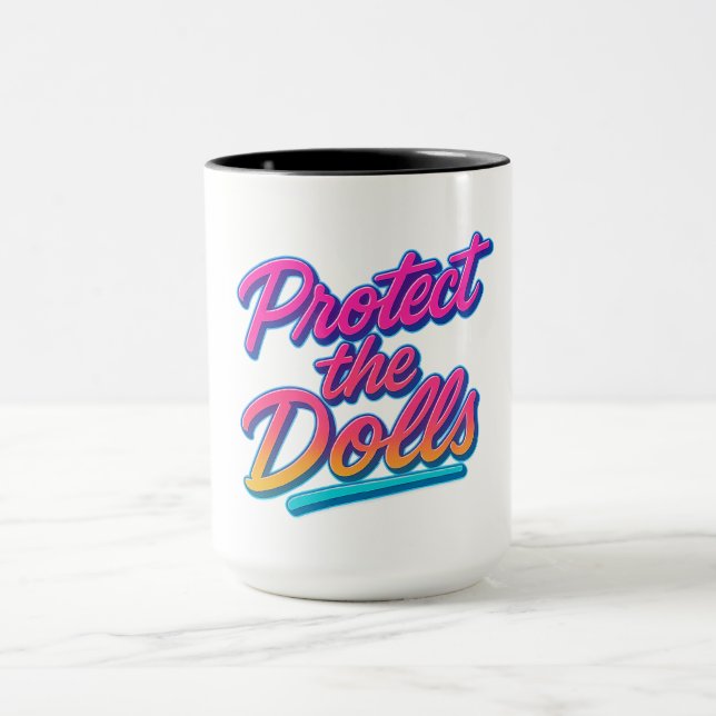 Protect the Dolls Neon Retro Art Tasse (Zentrum)