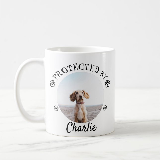 Protected By Dog Photo Paw Print Design Kaffeetasse (Links)
