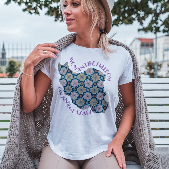 Protest gegen die Freiheit der Frau | Blume Violet T-Shirt (Woman Life Freedom Protest | Flowers Violet T-Shirt)