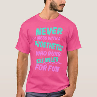 Prothetiker, der einen Halbmarathon Läuft Lustiger T-Shirt