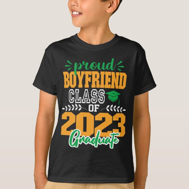 Proud BOYFRIEND einer Klasse des MODERNEN SCRIPT 2 T-Shirt (Vorderseite)